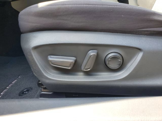 Used 2020 Toyota Camry LE FWD image 15