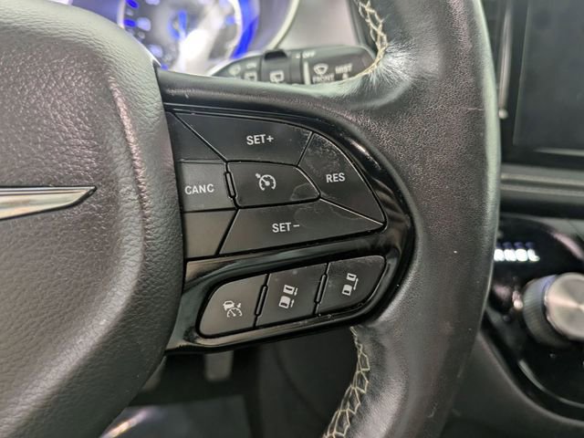 Used 2021 Chrysler Pacifica Touring-L w/ S Appearance Package image 19