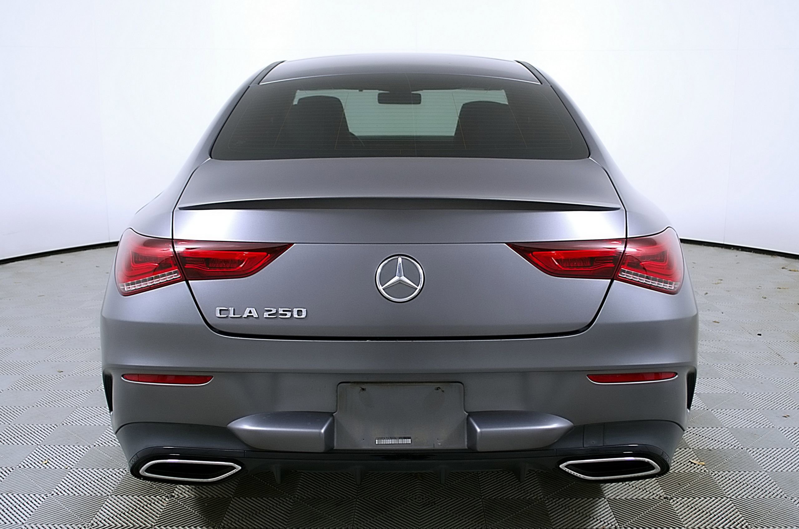 Used 2022 Mercedes-Benz CLA 250 image 8