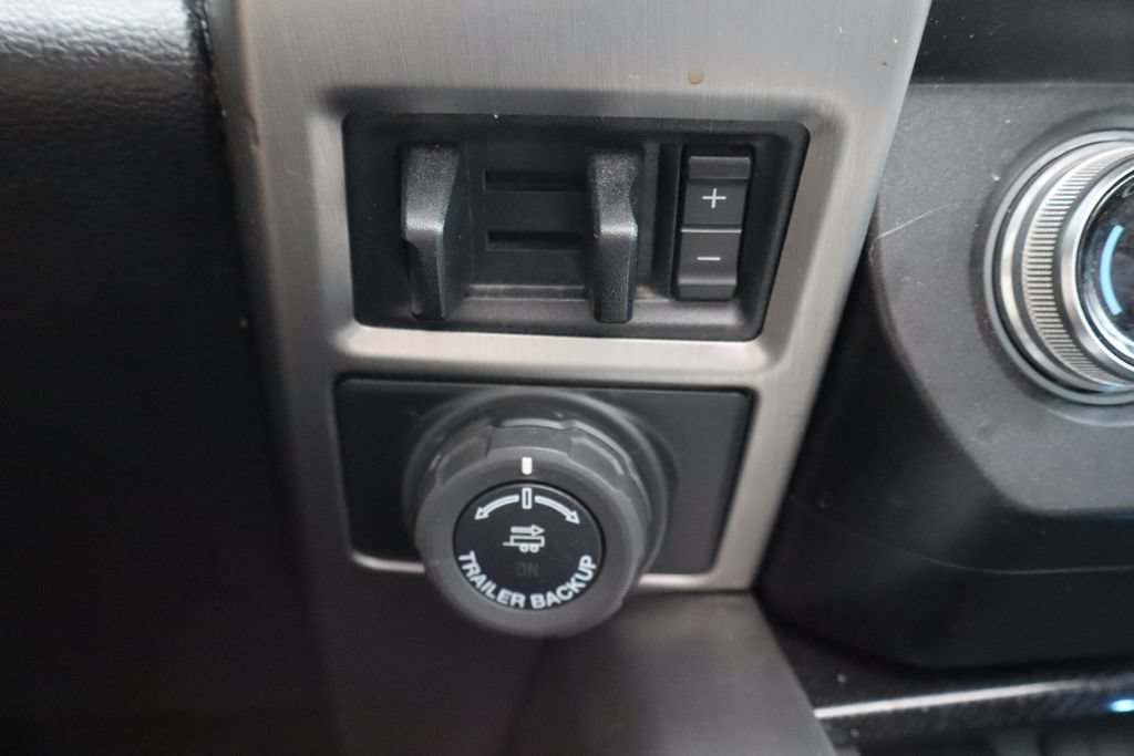Used 2020 Ford F250 Platinum AWD/4WD image 32