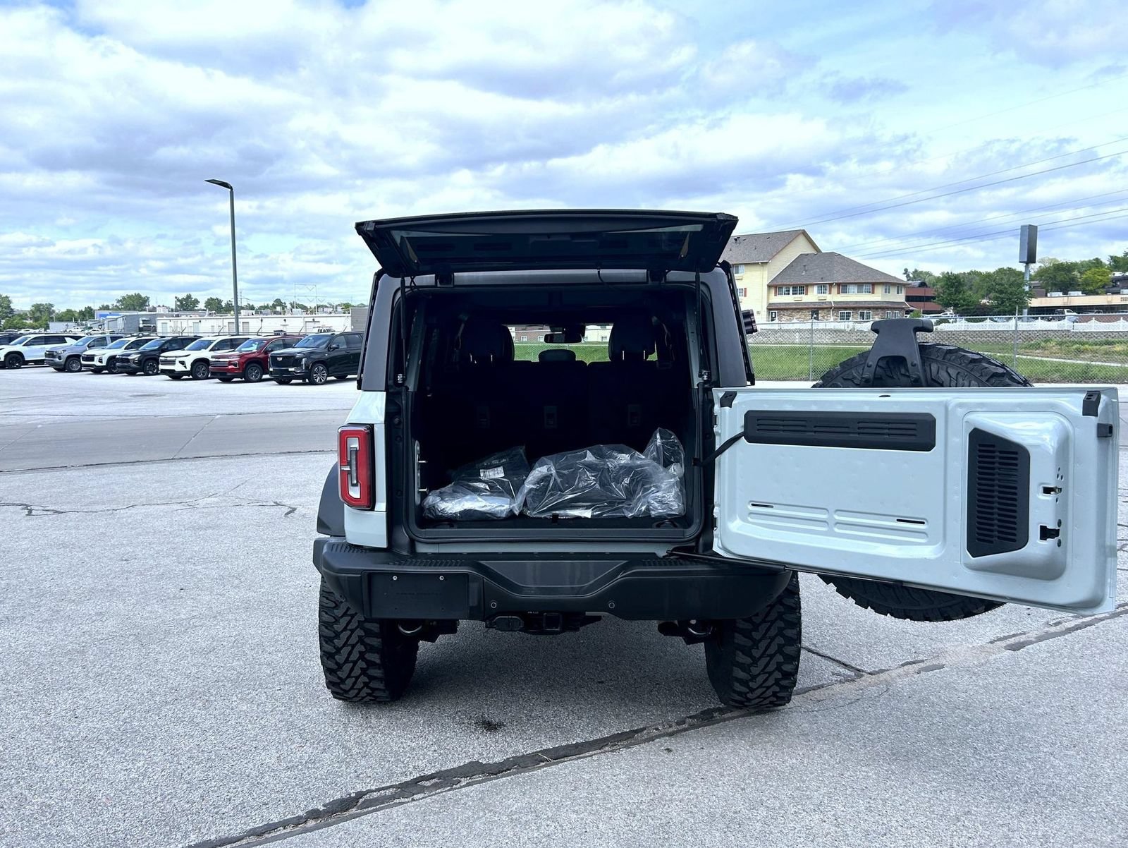 Used 2021 Ford Bronco First Edition AWD/4WD image 21