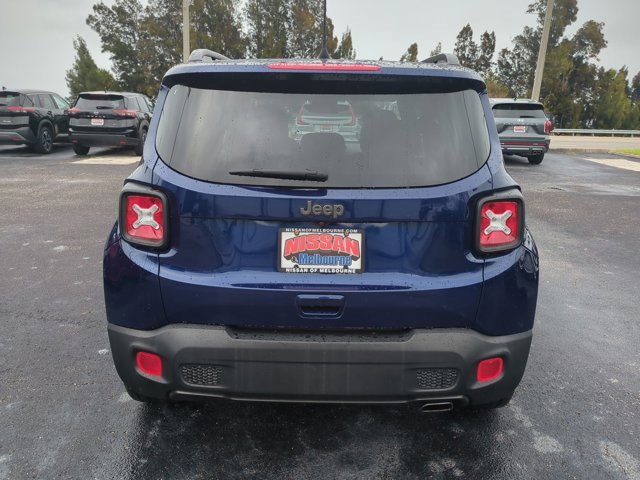 Used 2021 Jeep Renegade Latitude w/ Sun & Sound Group image 6