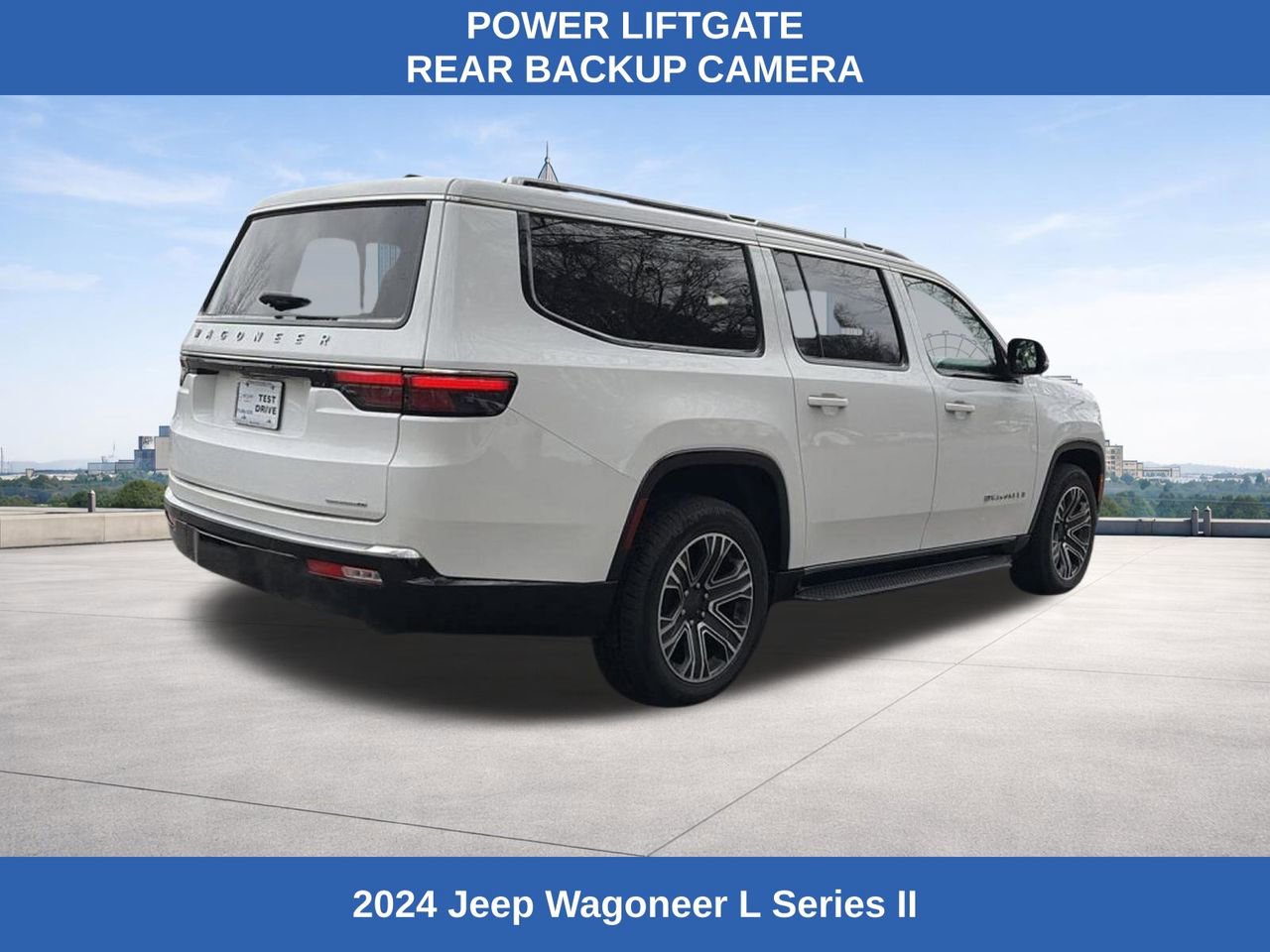 Used 2024 Jeep Wagoneer L Series II RWD image 5