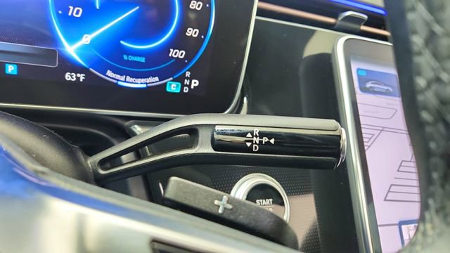 Used 2023 Mercedes-Benz EQE 500 4MATIC Sedan w/ Digital Light Package image 43