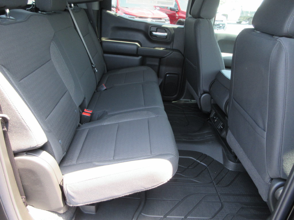 New 2026 Chevrolet Silverado 1500 Custom w/ Turbomax Blackout Package AWD/4WD image 17