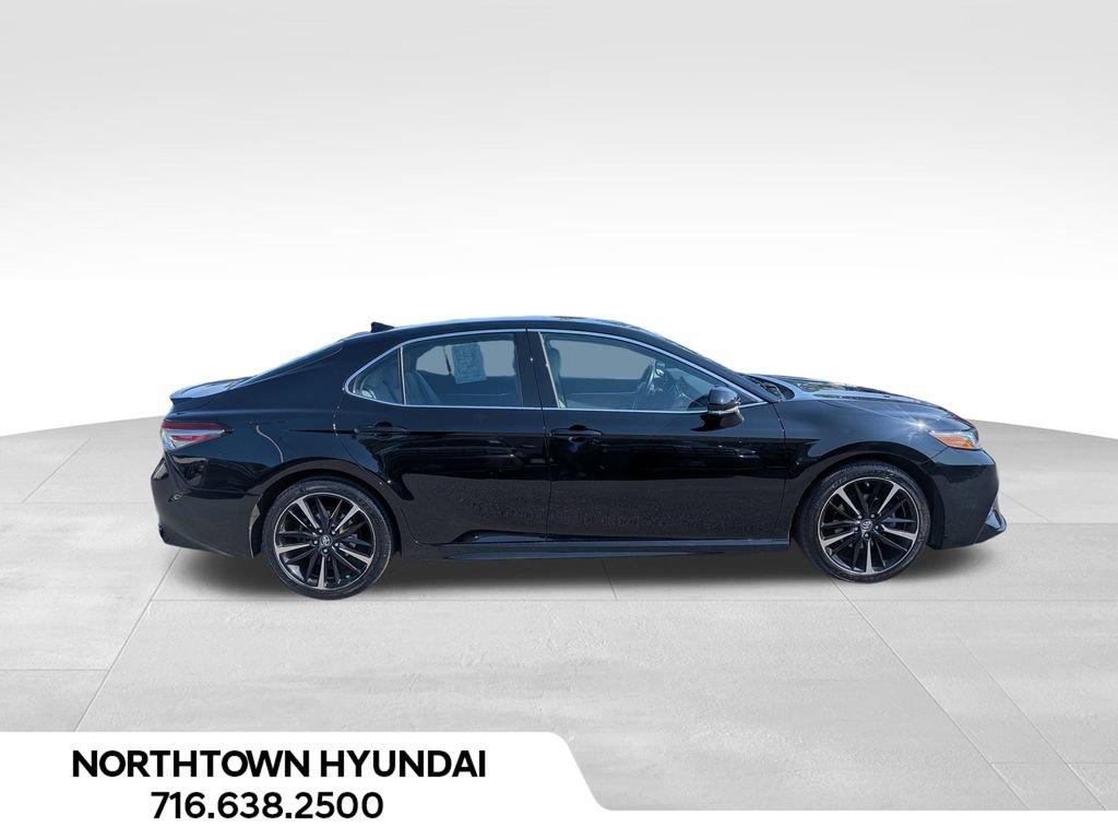 Used 2019 Toyota Camry XSE FWD image 11