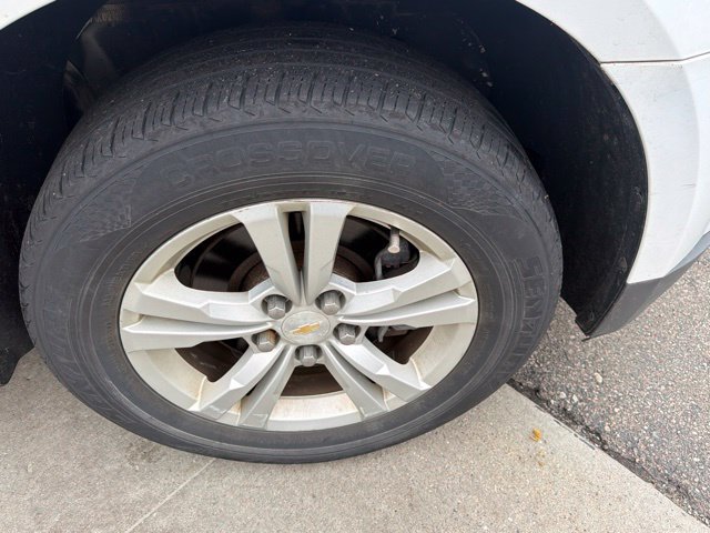 Used 2015 Chevrolet Equinox LT w/ Power Convenience Package FWD image 9