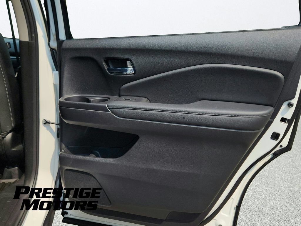 Used 2021 Honda Pilot Touring image 28