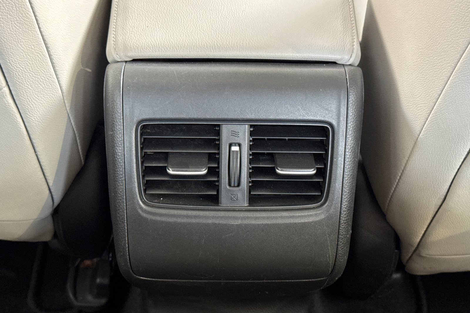 Used 2018 Honda Accord EX-L image 16