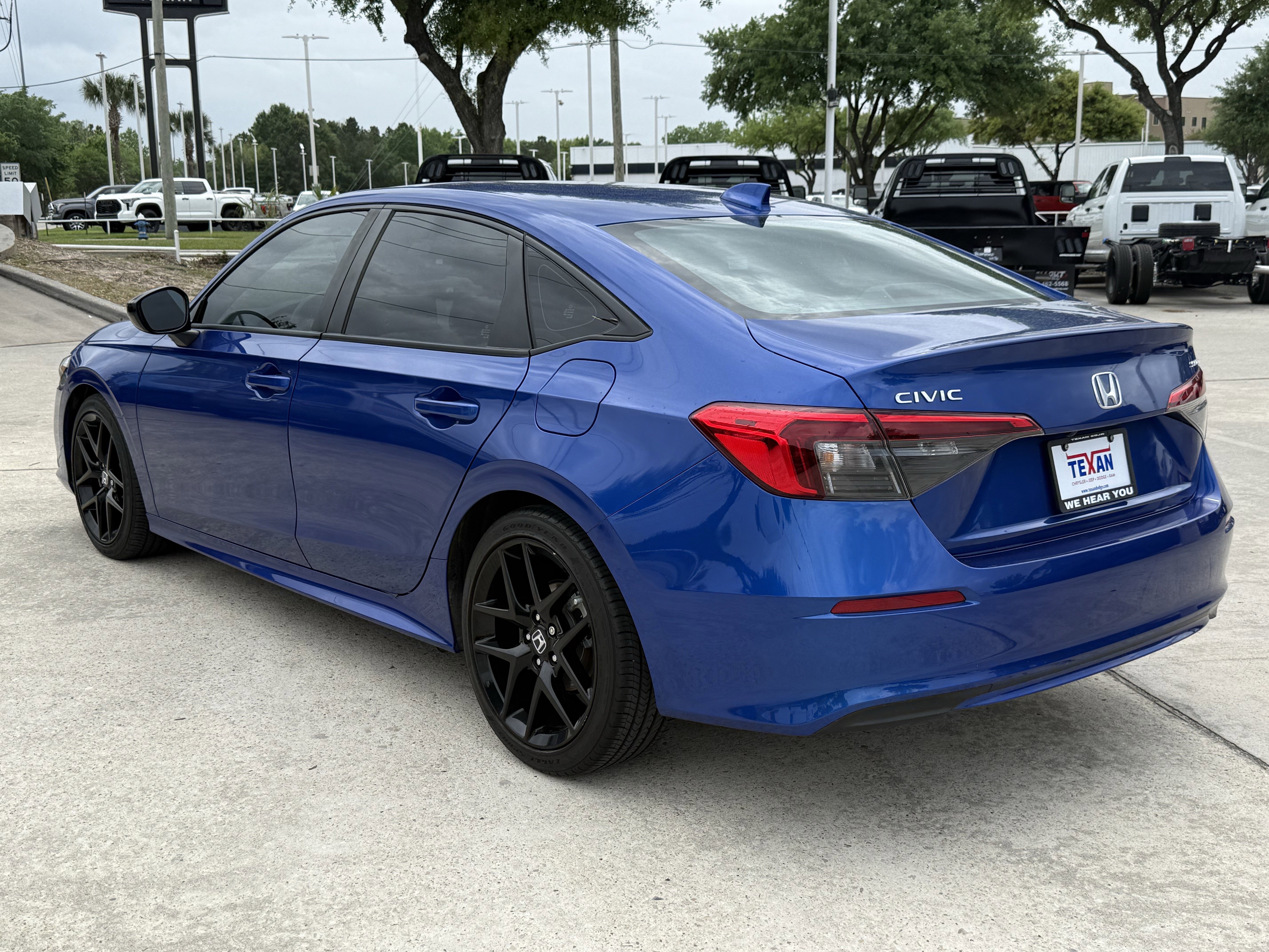 Used 2024 Honda Civic Sport image 7