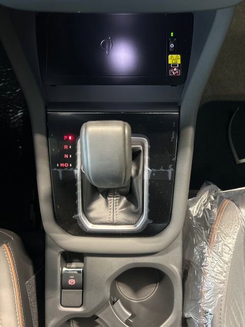 Used 2025 Subaru Forester Sport image 19