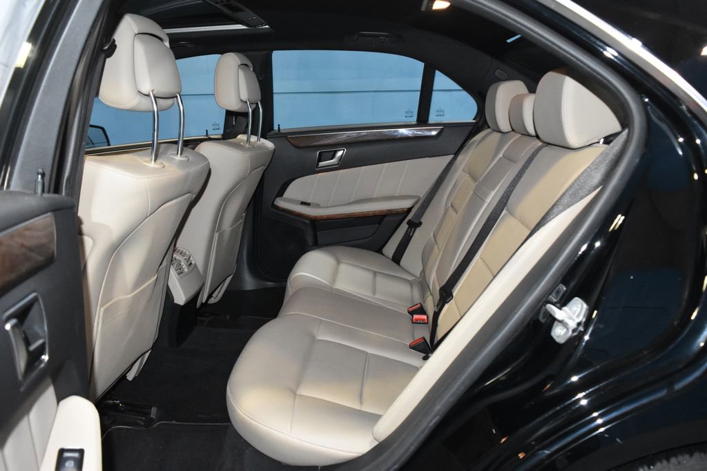 Used 2012 Mercedes-Benz E 350 4MATIC Sedan image 21
