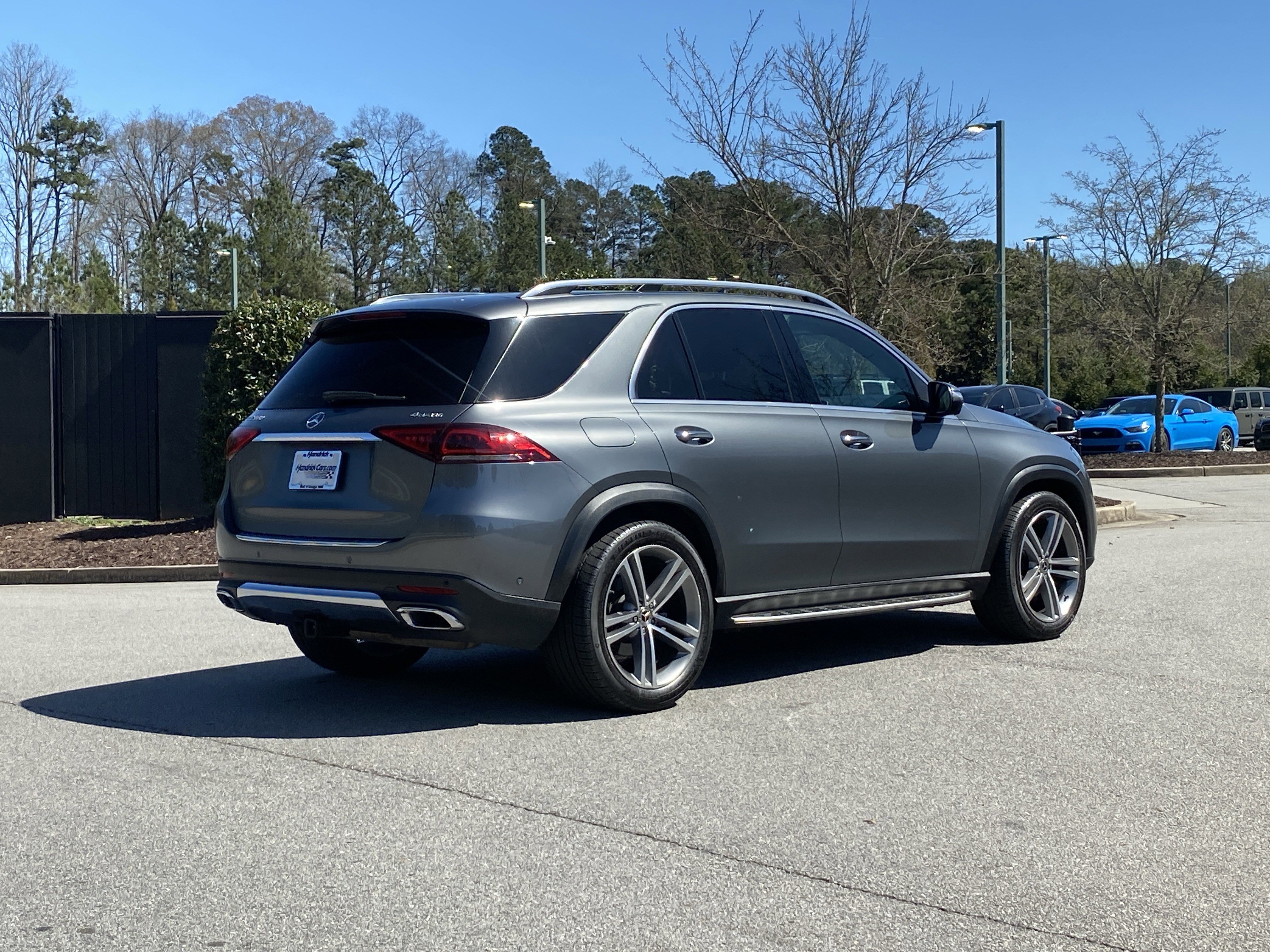 Used 2022 Mercedes-Benz GLE 350 4MATIC image 3