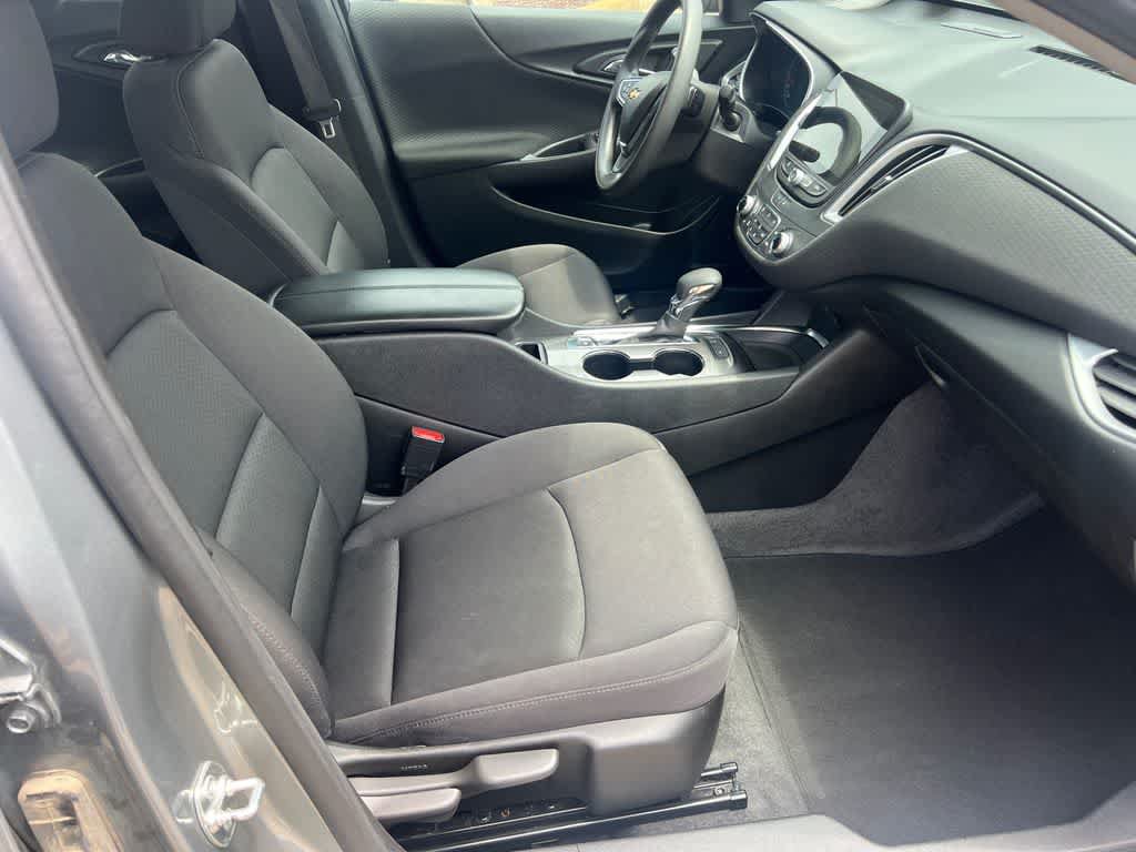 Used 2024 Chevrolet Malibu LT FWD image 13