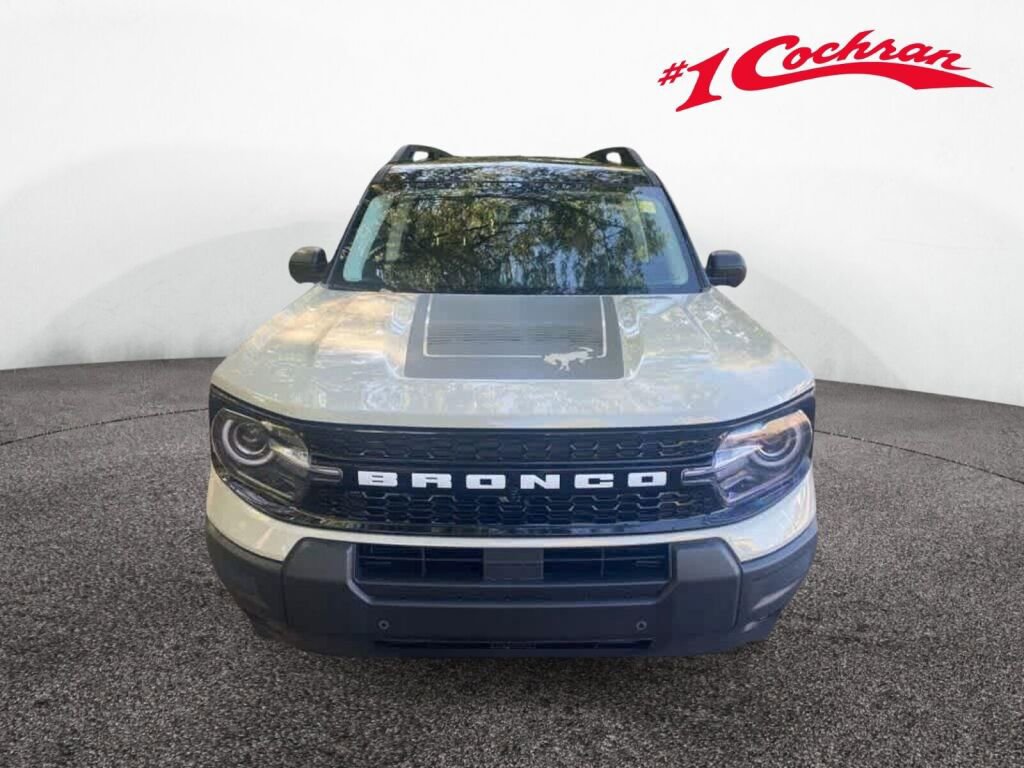 New 2025 Ford Bronco Sport Outer Banks w/ Outer Banks Tech Package+ AWD/4WD image 2