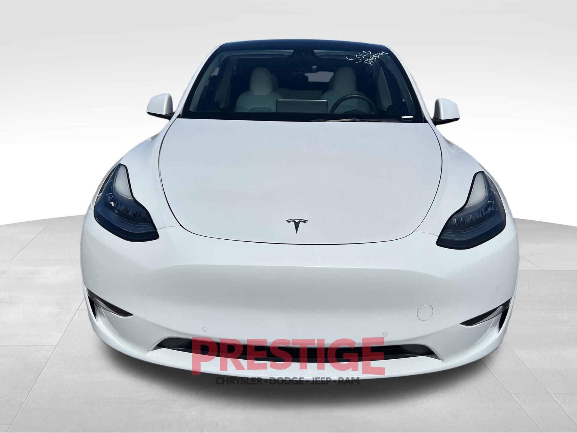 Used 2021 Tesla Model Y Long Range AWD/4WD image 2