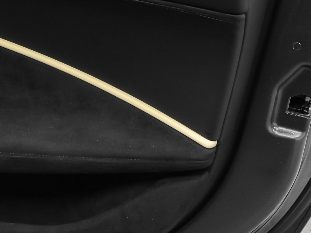 Certified 2024 Ferrari Roma image 32