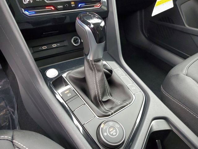 New 2026 Volkswagen Taos SE image 26