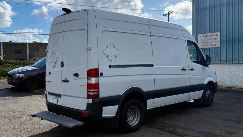 Used 2017 Mercedes-Benz Sprinter 3500 image 7