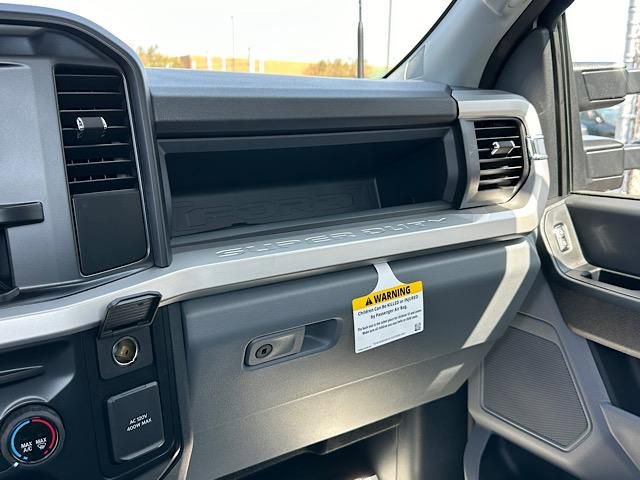 New 2024 Ford F350 XL w/ XL Chrome Package image 38