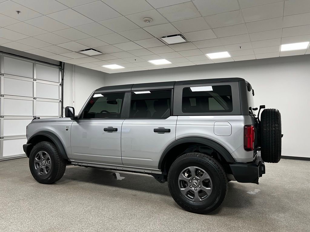 Used 2024 Ford Bronco Big Bend image 8