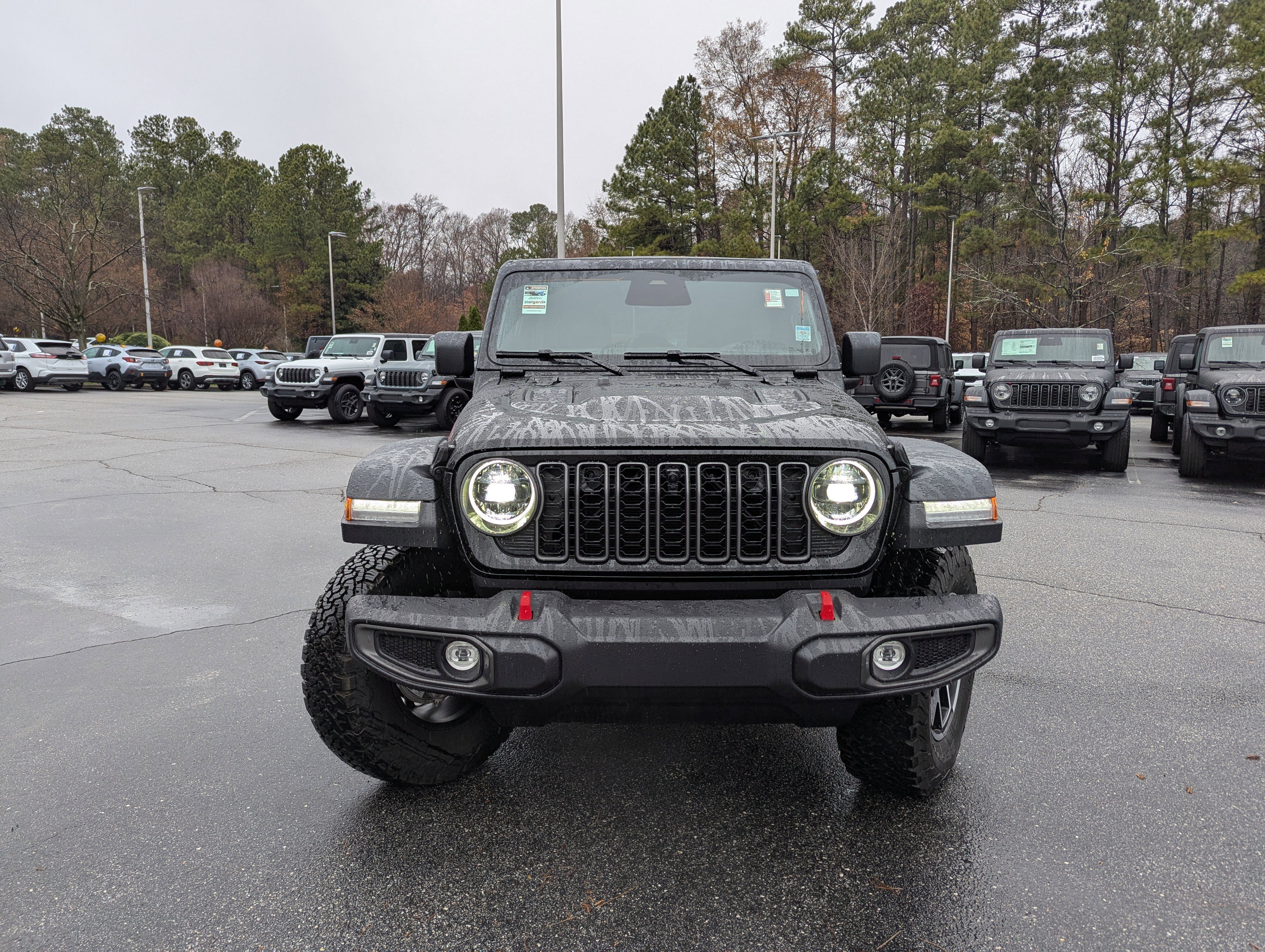 Used 2026 Jeep Wrangler Rubicon image 2