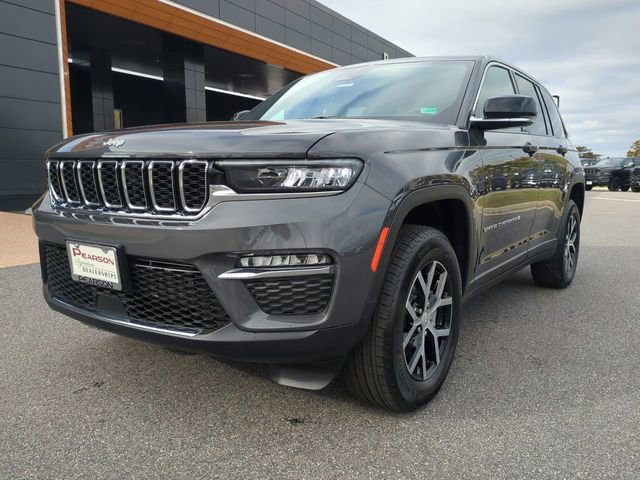 New 2025 Jeep Grand Cherokee Limited w/ Trailer Tow Package image 8