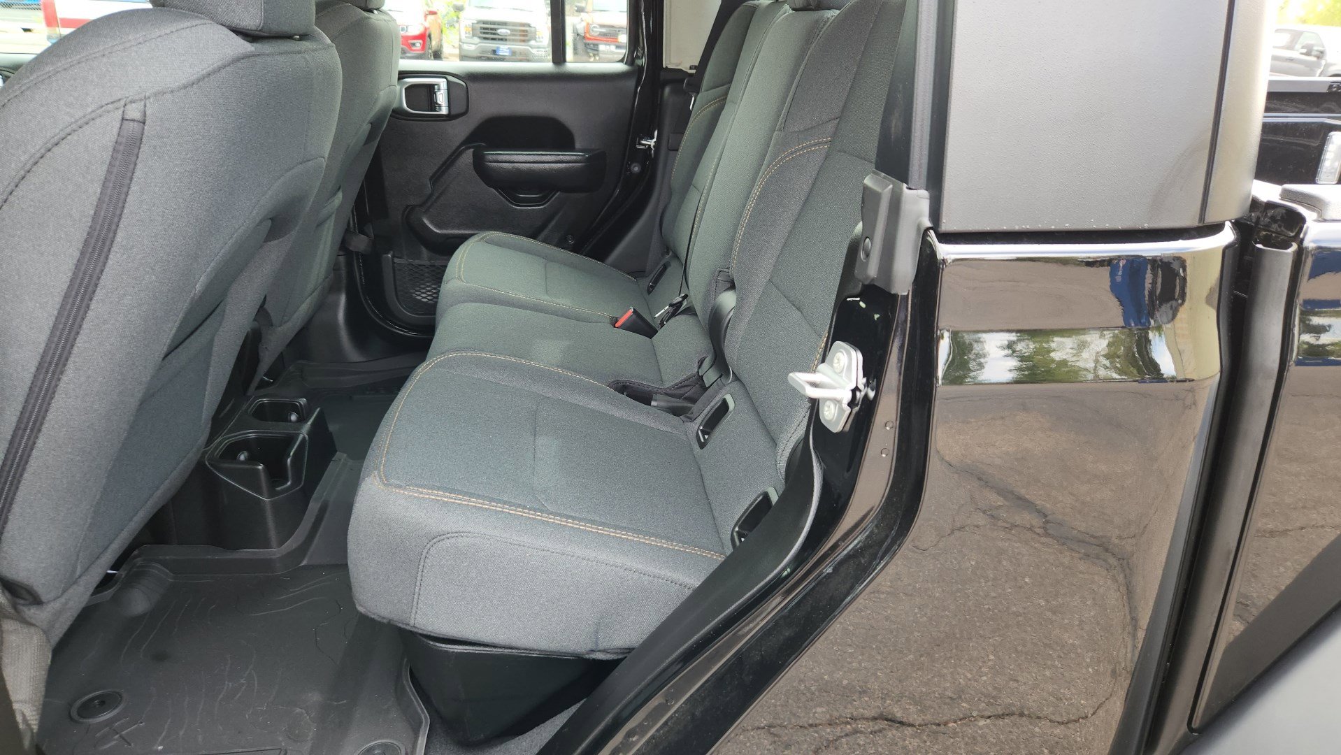 Used 2026 Jeep Gladiator Sport AWD/4WD image 27