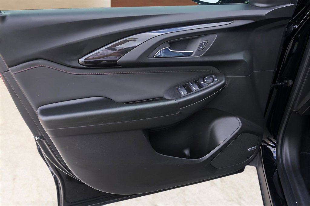 Used 2021 Chevrolet TrailBlazer RS w/ Technology Package image 24