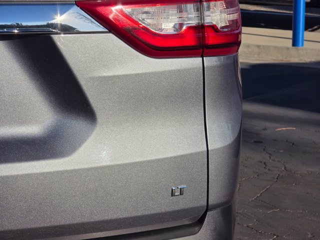 Certified 2021 Chevrolet Traverse LT w/ LT Premium Package FWD image 8
