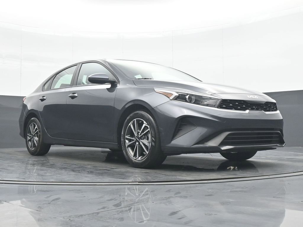 Used 2024 Kia Forte LXS image 32