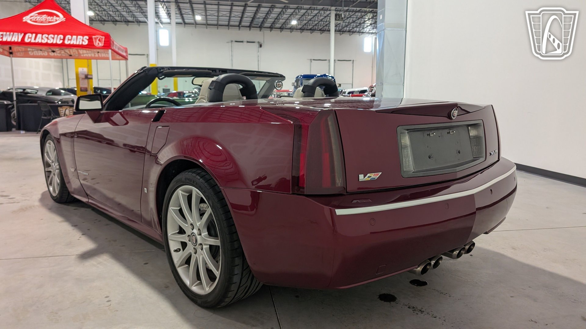 Used 2006 Cadillac XLR V RWD image 9