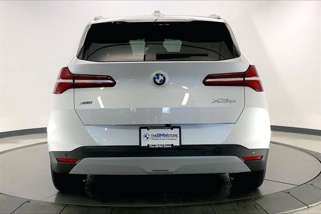 New 2026 BMW X3 xDrive30 w/ Premium Package image 3