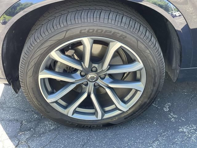 Used 2019 Volvo XC90 T5 Momentum w/ Protection Package Premier AWD/4WD image 12