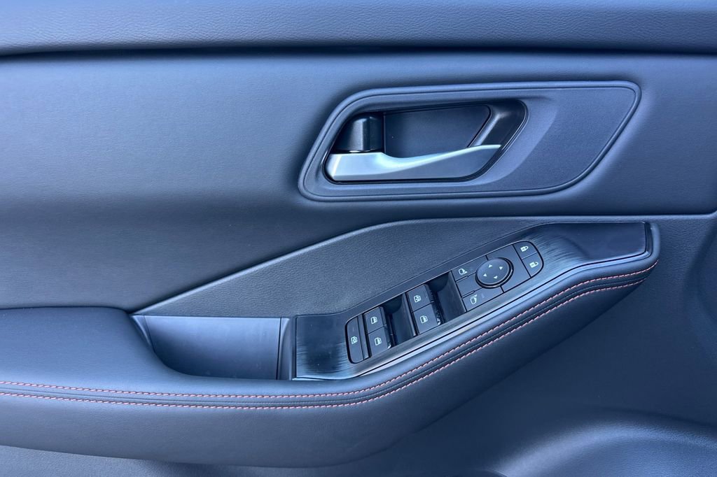 New 2026 Nissan Rogue Rock Creek image 9