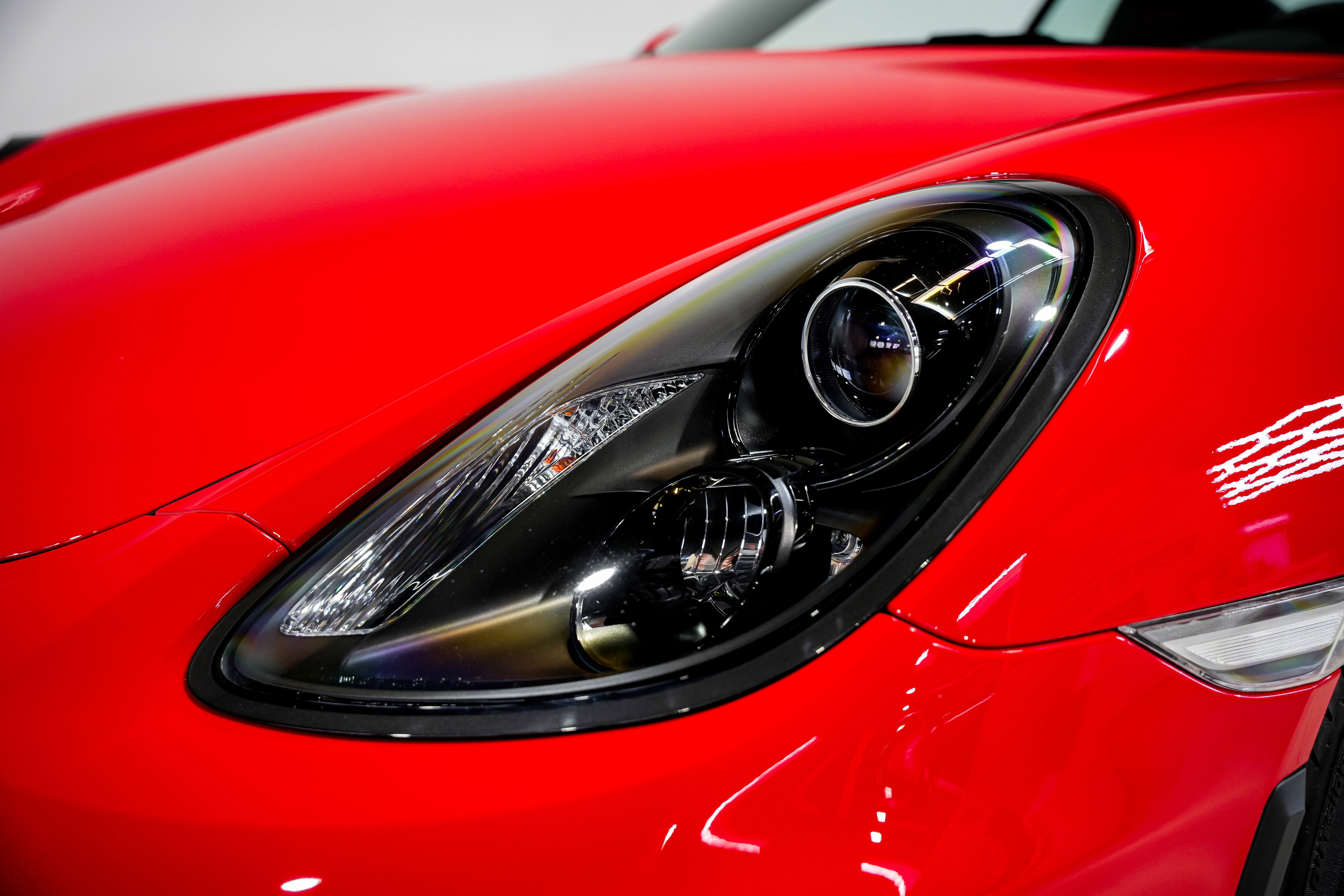 Used 2016 Porsche Cayman GT4 image 30