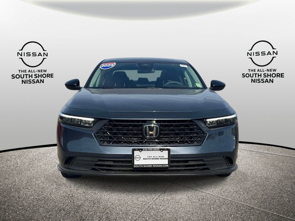 Used 2025 Honda Accord SE image 2