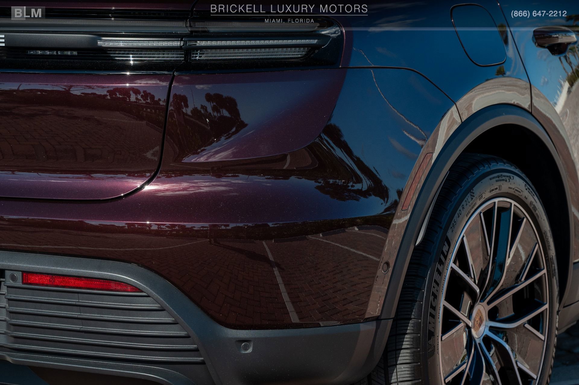 Used 2025 Porsche Macan 4 Electric image 49