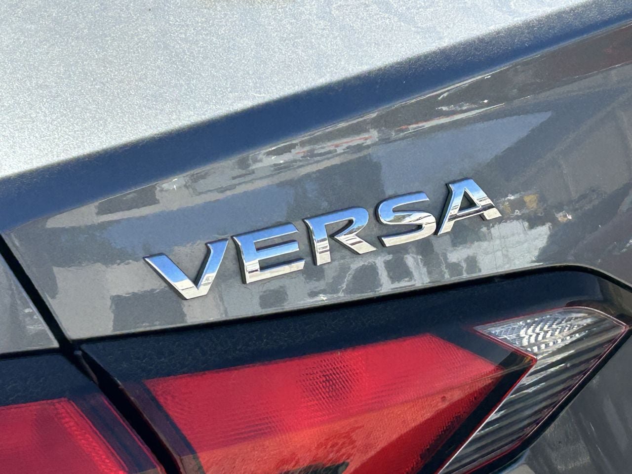 Certified 2024 Nissan Versa SV FWD image 5