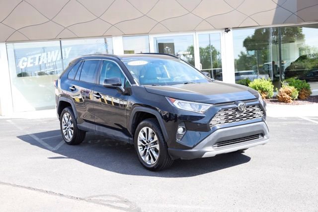 Used 2019 Toyota RAV4 Limited w/ Cold Weather Package