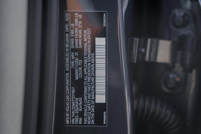 New 2026 Volvo V60 B5 Cross Country Plus w/ Protection Package Premier image 37