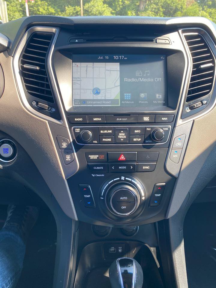 Used 2018 Hyundai Santa Fe Sport w/ 2.0T Ultimate Tech Package 05 AWD/4WD image 24