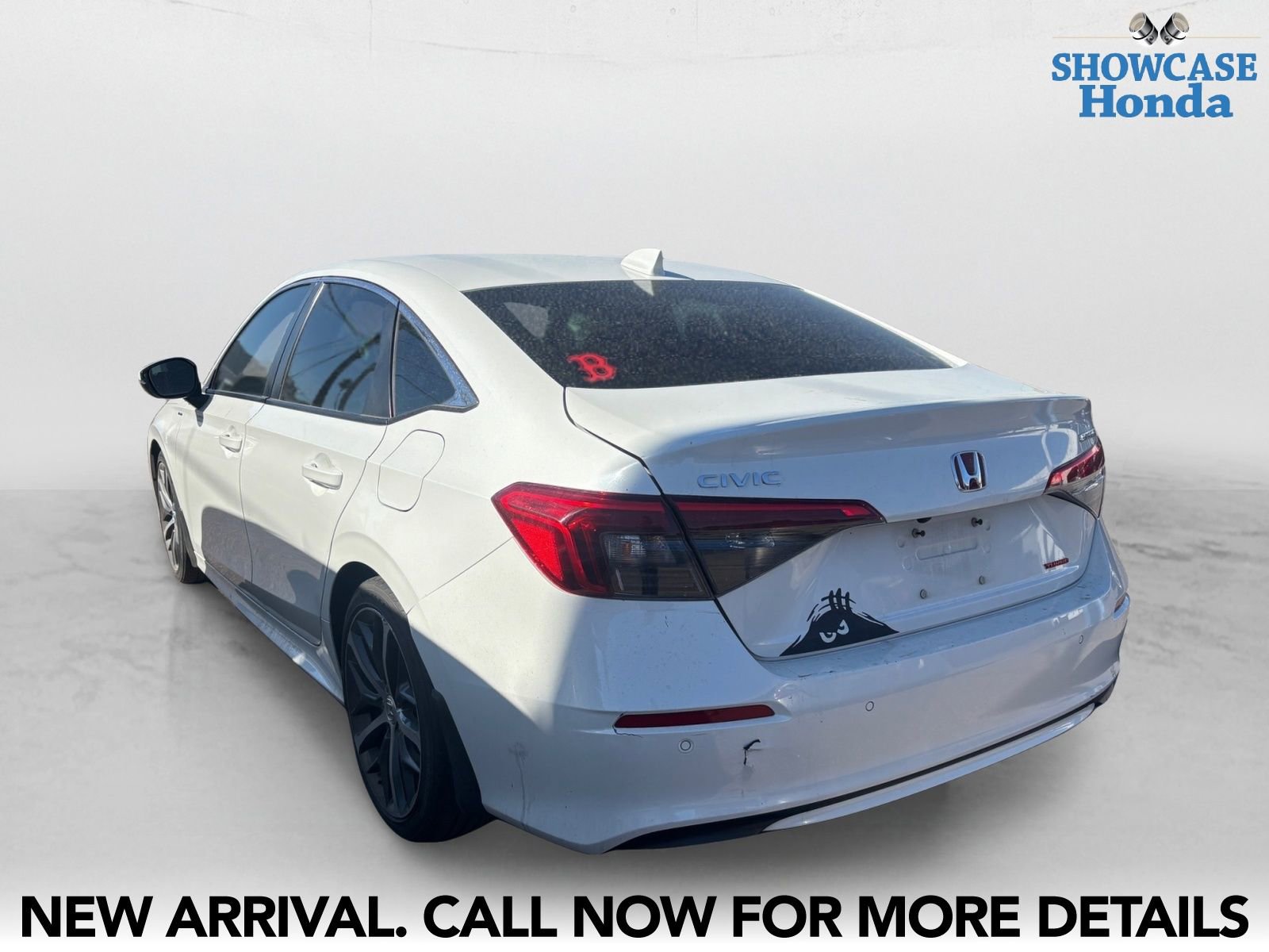 Used 2023 Honda Civic Touring image 4
