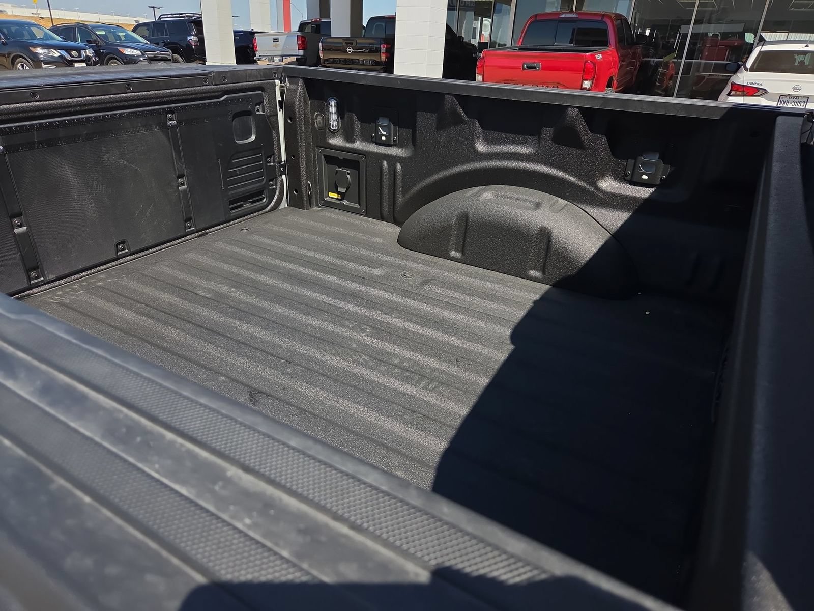 Used 2026 Ford F150 Raptor w/ Equipment Group 803A Raptor R AWD/4WD image 29