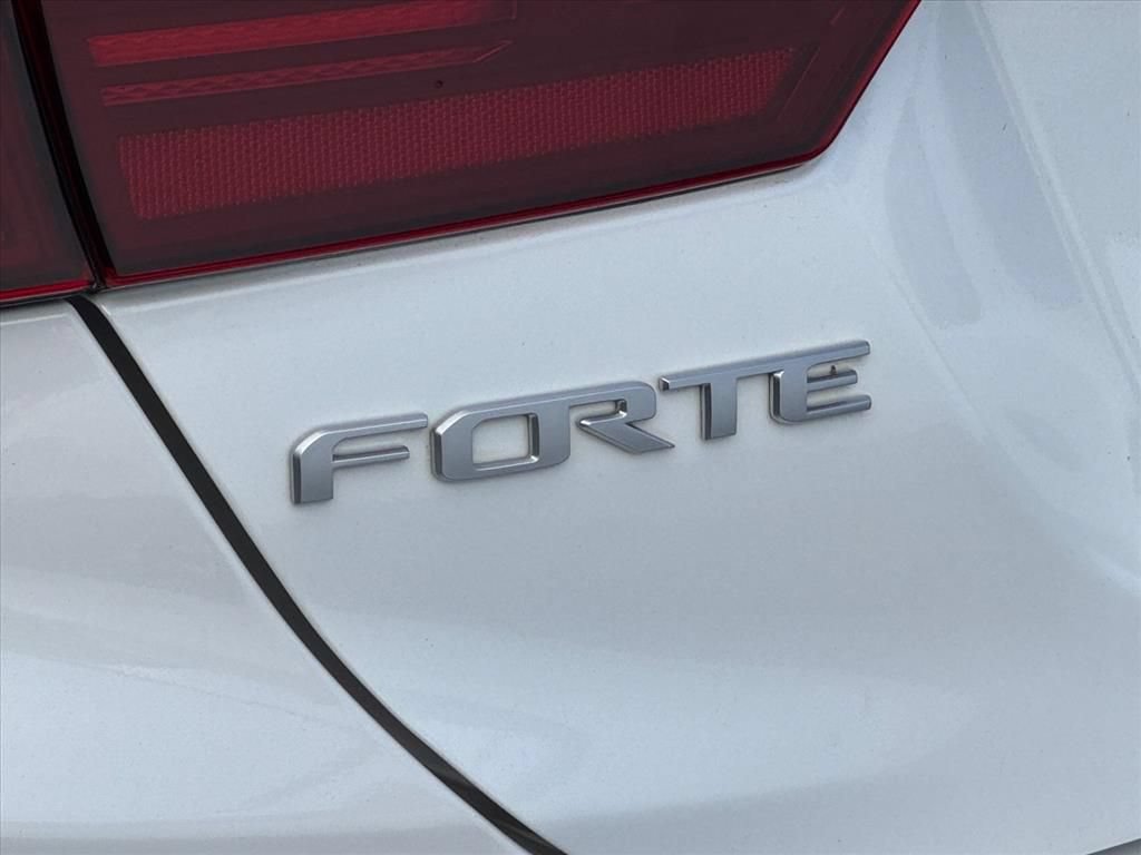 Certified 2024 Kia Forte GT-Line w/ GT-Line Premium Package FWD image 8