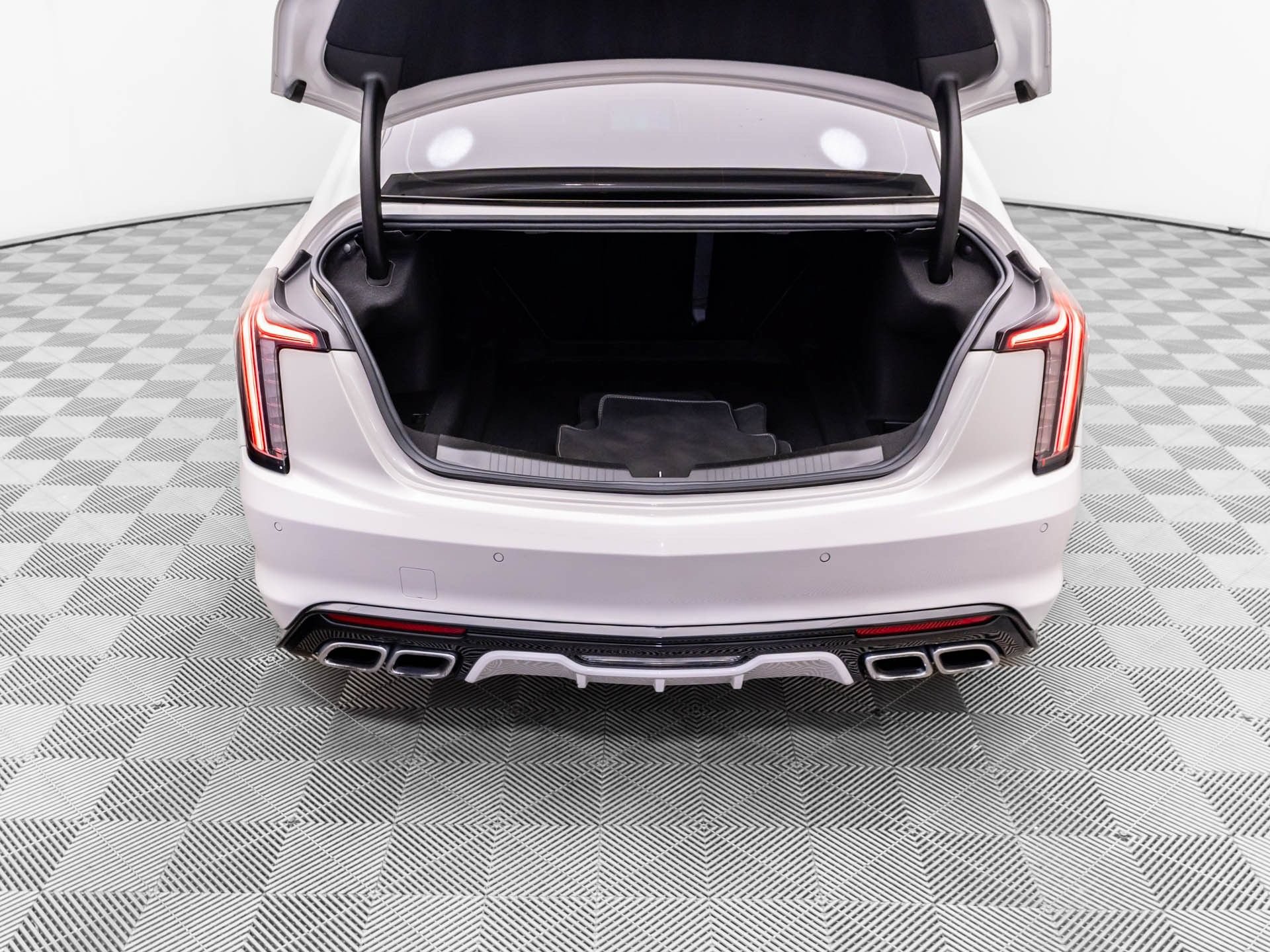 Certified 2023 Cadillac CT5 V w/ Platinum Package RWD image 35