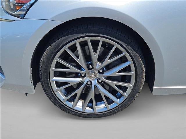 Used 2017 Lexus IS 200t RWD image 22