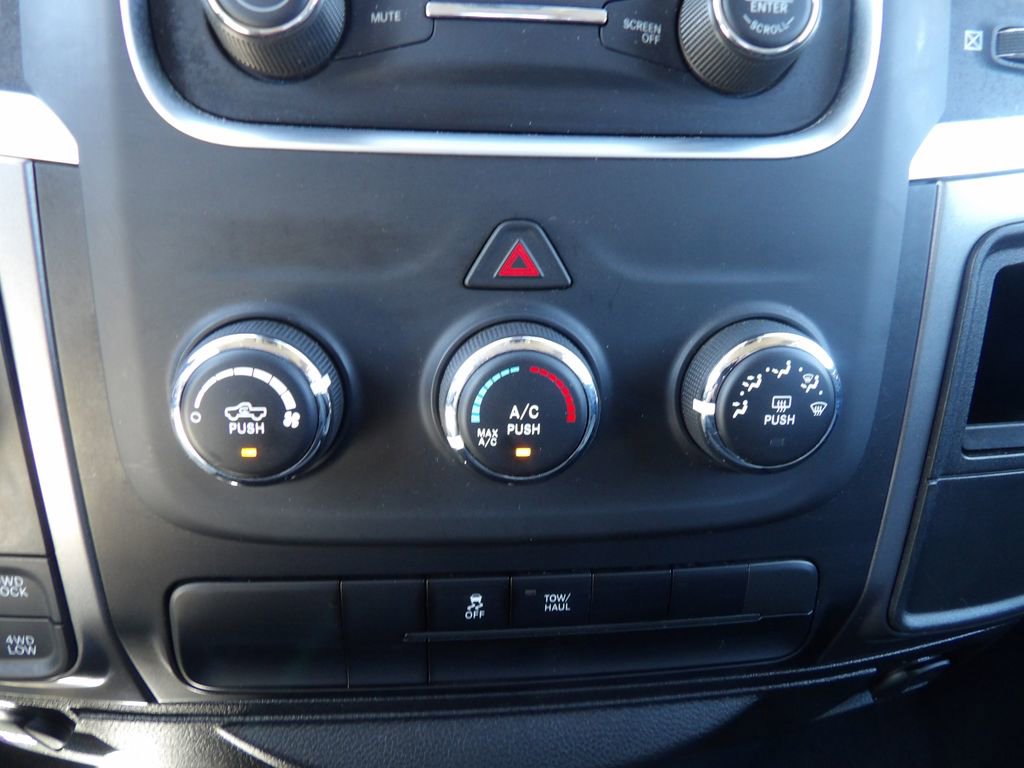 Used 2024 RAM 1500 Classic SLT AWD/4WD image 20