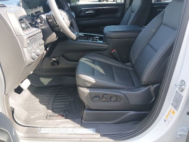 Used 2025 Chevrolet Tahoe Z71 w/ Comfort Package AWD/4WD image 43
