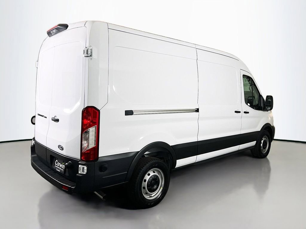 New 2026 Ford Transit 250 148 Medium Roof w/ Load Area Protection Package image 15
